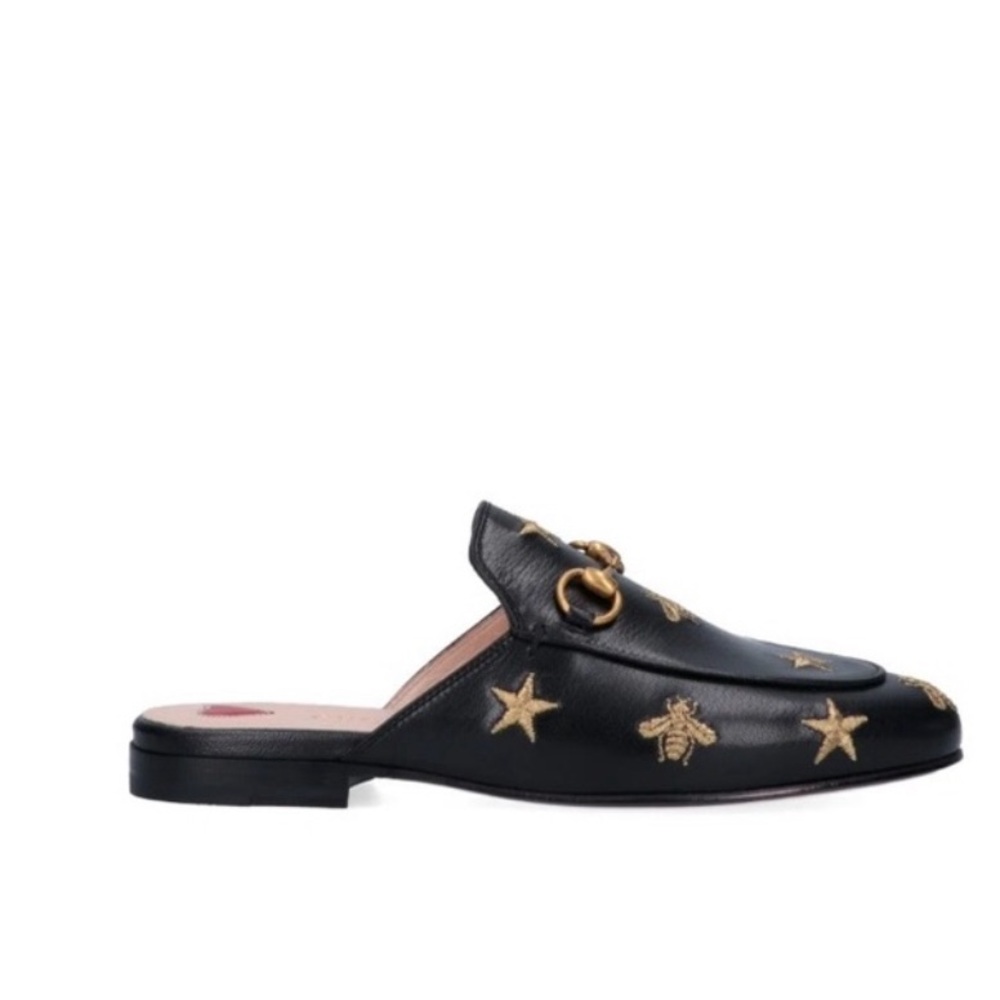 Gucci embroidered slipper. Great condition